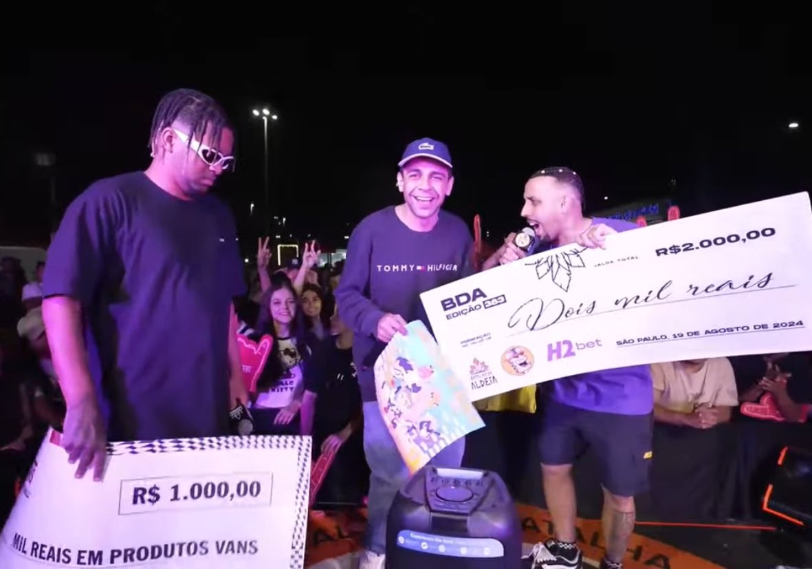 A vida é uma roda gigante, dias antes o Ajota tinha sido roubado, após isso, roubaram a moto dele e nessa segunda ele saiu o grande campeão da Aldeia🔥