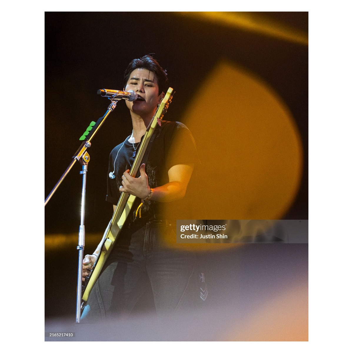 bassistadmirer's tweet photo. 240804 #YoungK #μμΌμ΄
#IPRF2024 #IncheonPentaportRockFestival #μΈμ²ννν¬νΈλ½νμ€ν°λ² #ννν¬νΈλ½νμ€ν°λ² https://t.co/UnCO5sVEb2