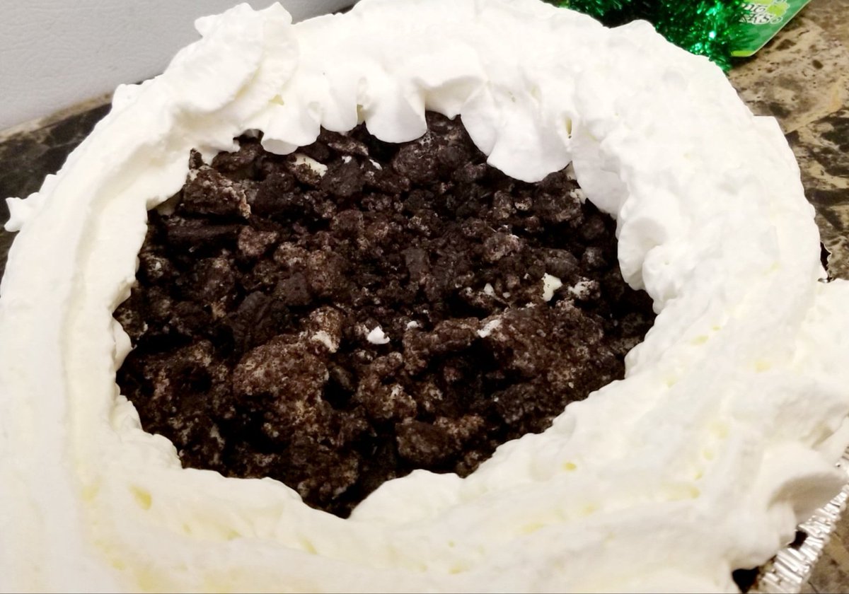 Lundysweets's tweet photo. Cookies &amp; cream never tasted so good...

Cookies &amp; Cream Cookies,
Cookies &amp; Cream Cheesecake!

https://t.co/ZUD8DGVVNY

#cookiesandcream 
#cookies 
#cheesecakelovers 
#dessert https://t.co/jflMu0yhqm