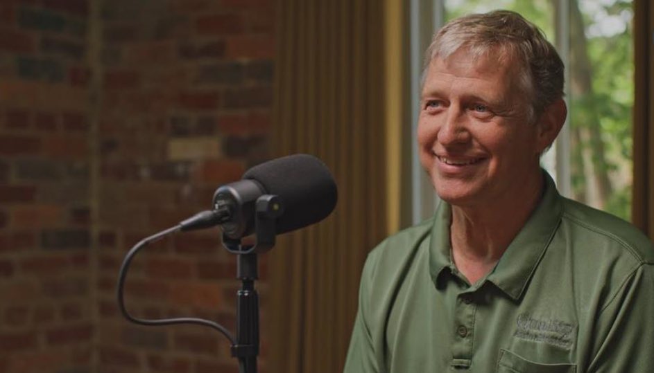 Today we dropped our latest episode of the Weekday Saints Podcast. Chuck has a passion for serving others through being an auto mechanic. His life is a wonderful example of, what Eugene Peterson calls, A Long Obedience in the Same Direction.

youtu.be/RtAqYpTQmZU?si…