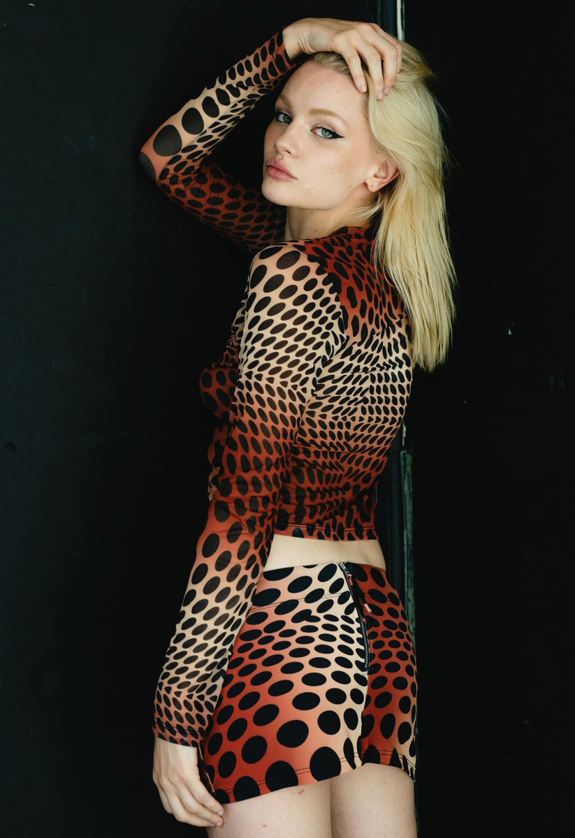 Erin_Mae tweet media