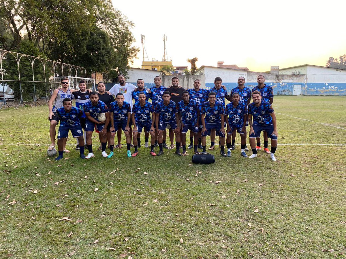 BasePlano's tweet photo. Pediram revanche 
Perderam dnv😩🤦🏽 

Não levamos nem goleiro nesse 

Plano b 4x2 inter 🫡 https://t.co/3QXePgpgpV
