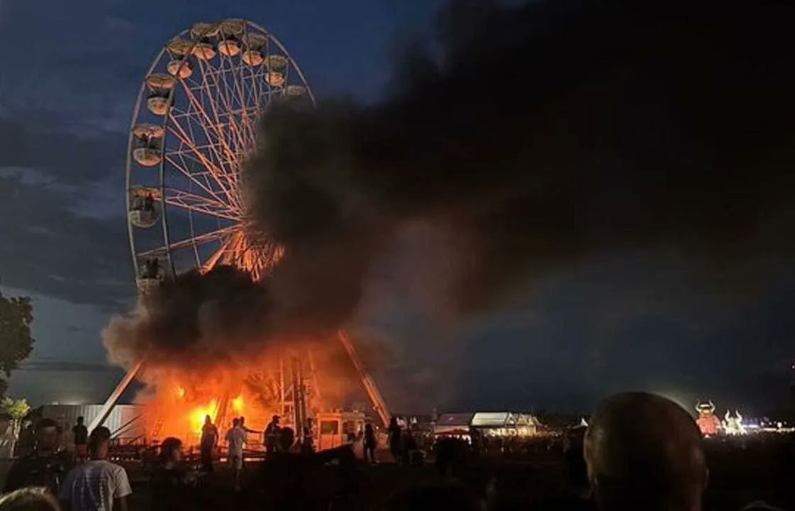 DiariodeYucatan's tweet image. #DYinforma | Incendio en rueda de la fortuna en Alemania deja 65 heridos: bit.ly/46RqhHY