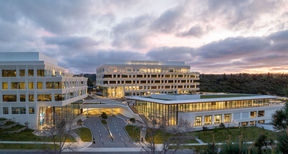 ClarkPacific's tweet photo. Celebrating #WorldPhotoDay with some stunning final photos of the Torrey View project! We are so proud to have contributed to the design, fabrication &amp; installation of the building envelope for this incredible development. Thank you to Jason O'Rear for the amazing photos! https://t.co/Z2KzX3sQrU