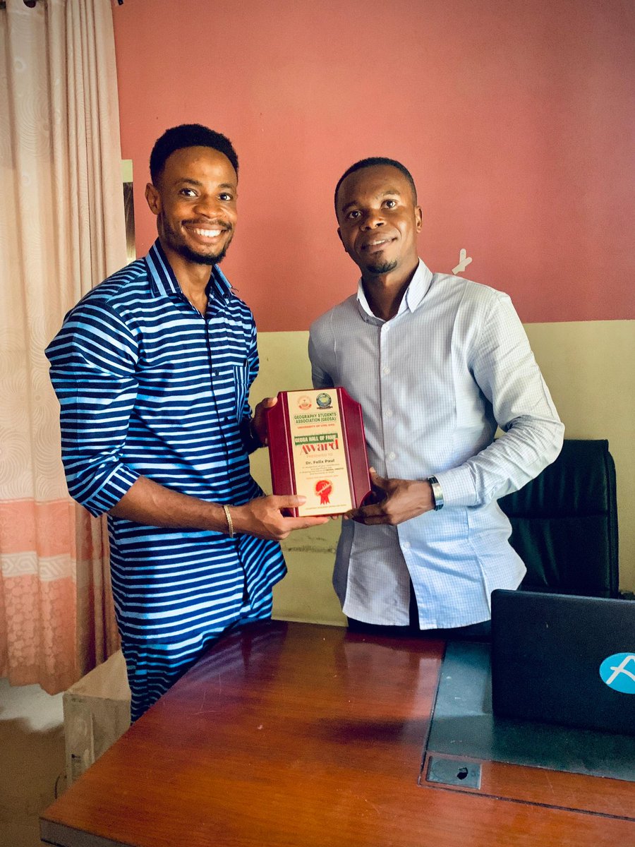flexipaul's tweet photo. I had an incredible weekend, filled with recognition and appreciation. At the Rivers State Christian Youth Conference in Port Harcourt, I was honoured to receive the first prize awards. But the highlight of my weekend was receiving the "GEOSA Hall of Fame Award" 
#Drspeaker https://t.co/IkyNJhj0Sg