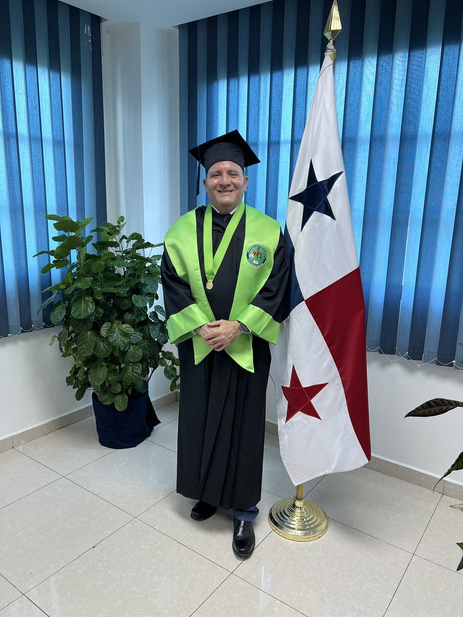 Dr. Alcibíades Batista González tweet media