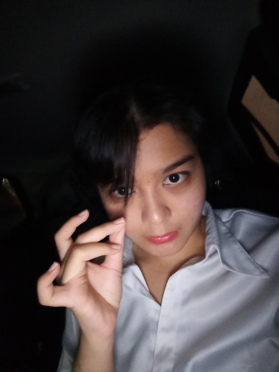 nik_ndee's tweet photo. 6am getting ready to work car selfie https://t.co/TgAnkwyCNH