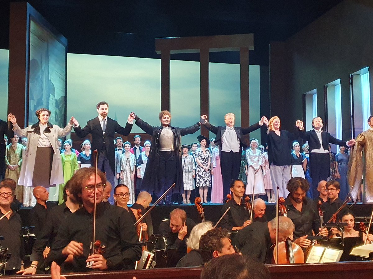 Jean BOSO (@j_boso) on Twitter photo Très belle dernière de #BiancaeFalliero au <a href="/Rof_Pesaro/">RossiniOperaFestival</a> ce soir ! Bravissimi tutti <a href="/Soprano_JPratt/">Jessica Pratt</a> #AyaWakizono <a href="/korchaktenor/">Dmitry Korchak</a> #GiorgiManoshvili <a href="/OrchestraRai/">OSNRai</a> #CoroTeatroVentidioBasso excellemment dirigés par <a href="/RobertoAbbado/">Roberto Abbado</a>. Très belle dernière de #BiancaeFalliero au <a href="/Rof_Pesaro/">RossiniOperaFestival</a> ce soir ! Bravissimi tutti <a href="/Soprano_JPratt/">Jessica Pratt</a> #AyaWakizono <a href="/korchaktenor/">Dmitry Korchak</a> #GiorgiManoshvili <a href="/OrchestraRai/">OSNRai</a> #CoroTeatroVentidioBasso excellemment dirigés par <a href="/RobertoAbbado/">Roberto Abbado</a>.