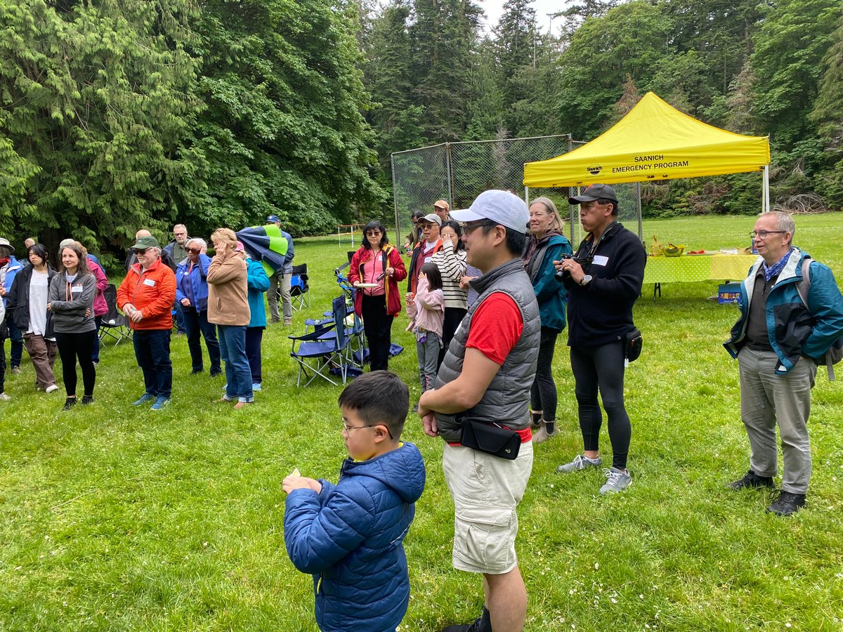 Volunteer with SEP!  

From training &amp; exercising to response &amp; radios, public speaking &amp; preparedness, we offer something for everyone.  No experience necessary!   

Learn more at a Volunteer Information Session, Sept. 17, 7pm. 

Register here: saanich.ca/EN/main/news-e… #Saanich