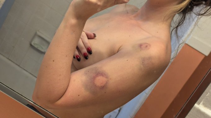 Watch Audrey's leaked NSFW photo on TwXstars