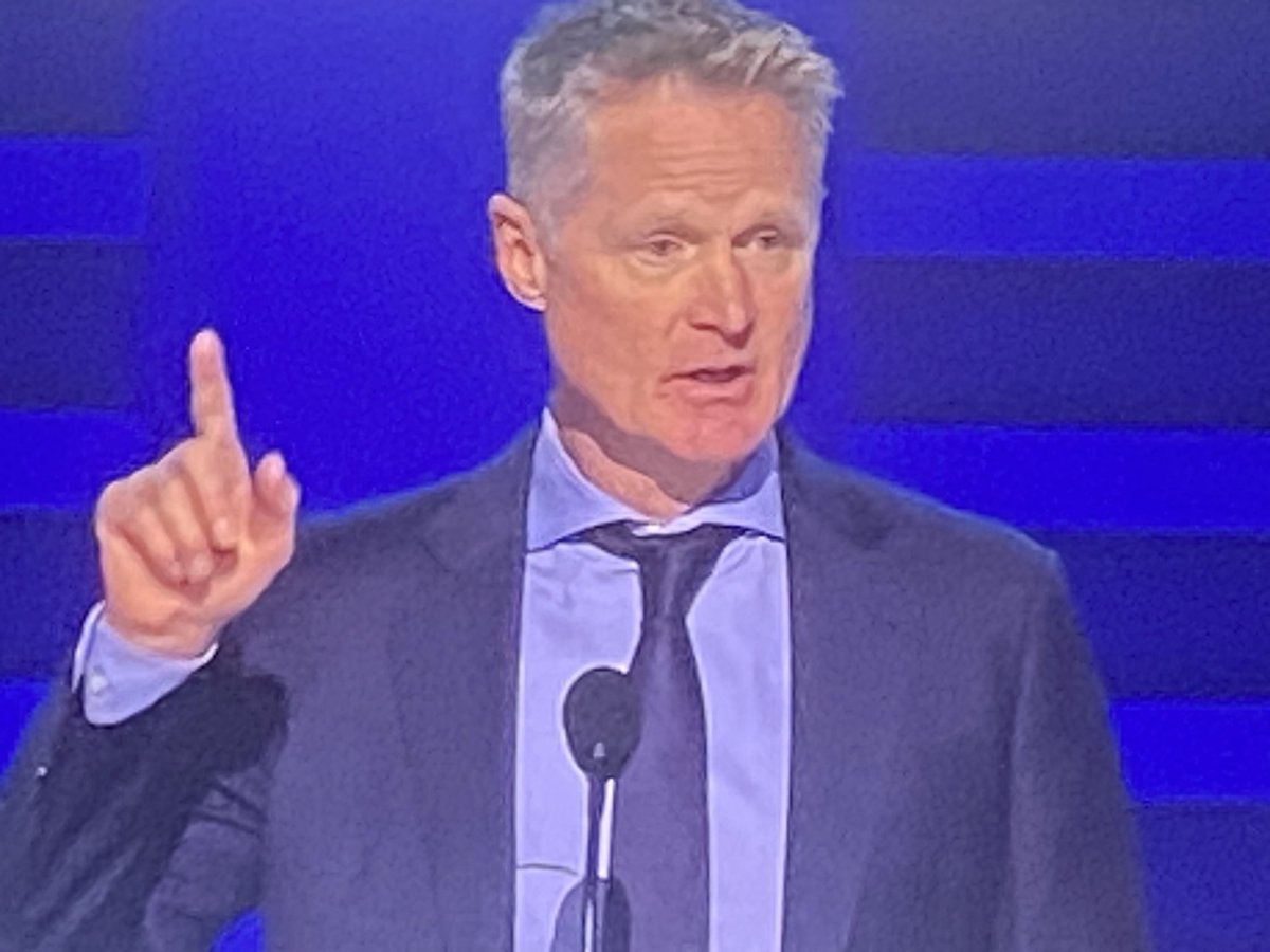 milomich's tweet photo. And after the results are tallied…In the words of the great #StephCurry, we can tell #DonaldTrump, “Night Night”. #CoachKerr ❤️👏🏼🇺🇸#HarrisForPOTUS #HarrisWalzBringHope #DNCConvention2024 https://t.co/r9nud0lHcy