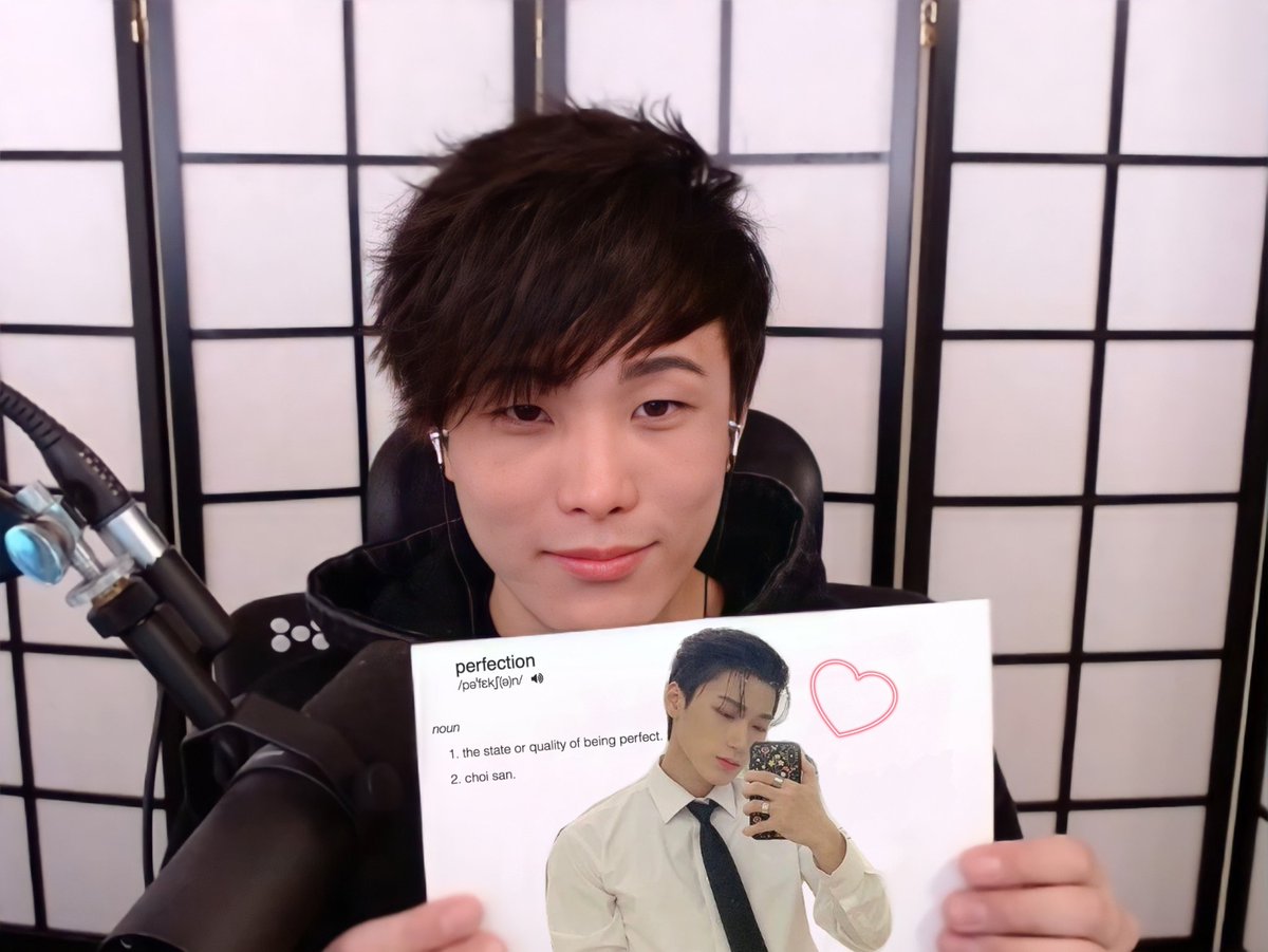 hourlykkuno's tweet photo. I think syk would bias san 😋 https://t.co/GEo4XT2Qd0