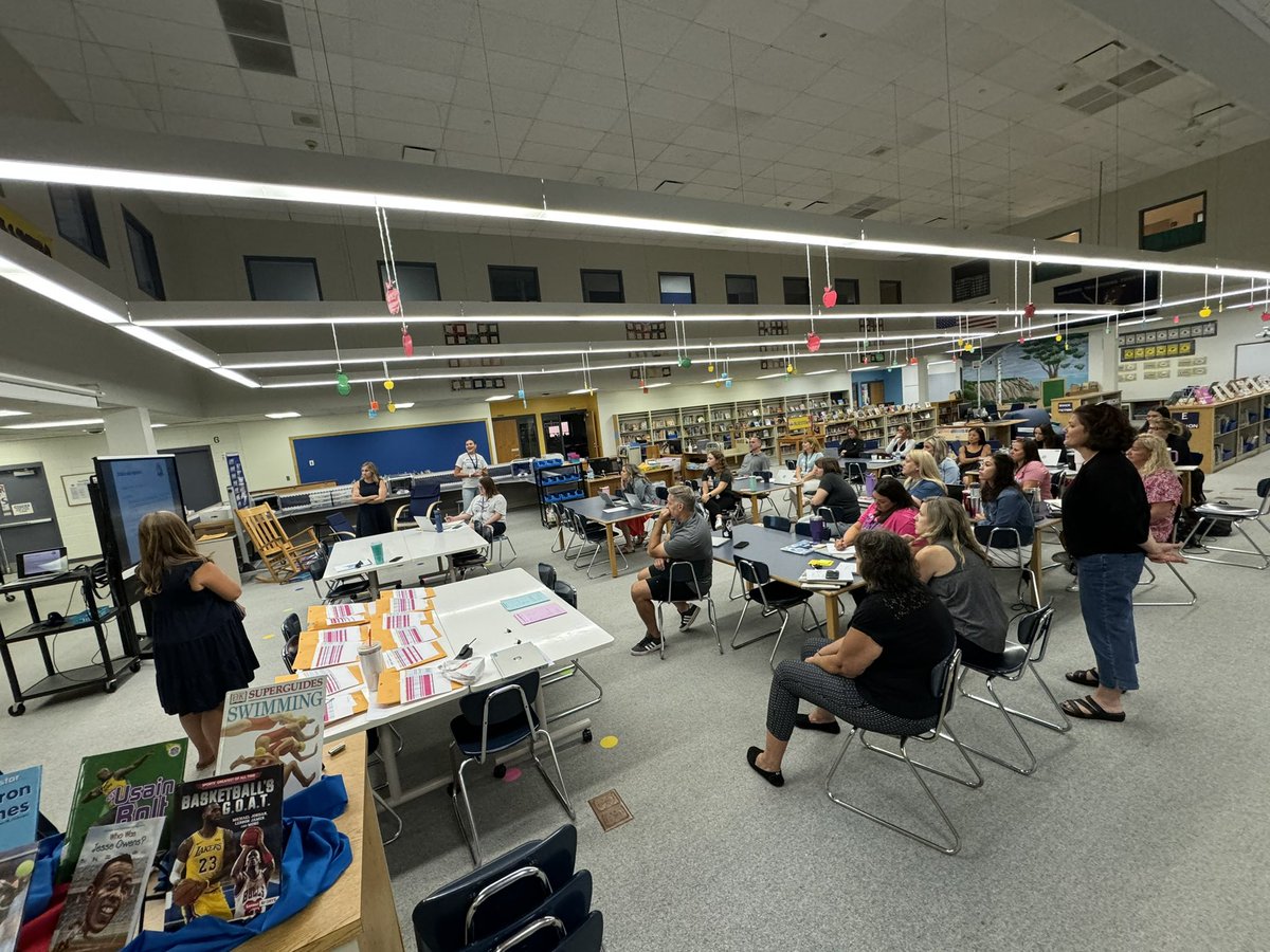 There’s nothing better than beginning of the school year excitement. It was a great first day with our staff! 💙🩶#ForeverFalcons <a href="/ipsd204/">Indian Prairie 204</a> <a href="/GrahamElem204/">Graham Elementary School</a>