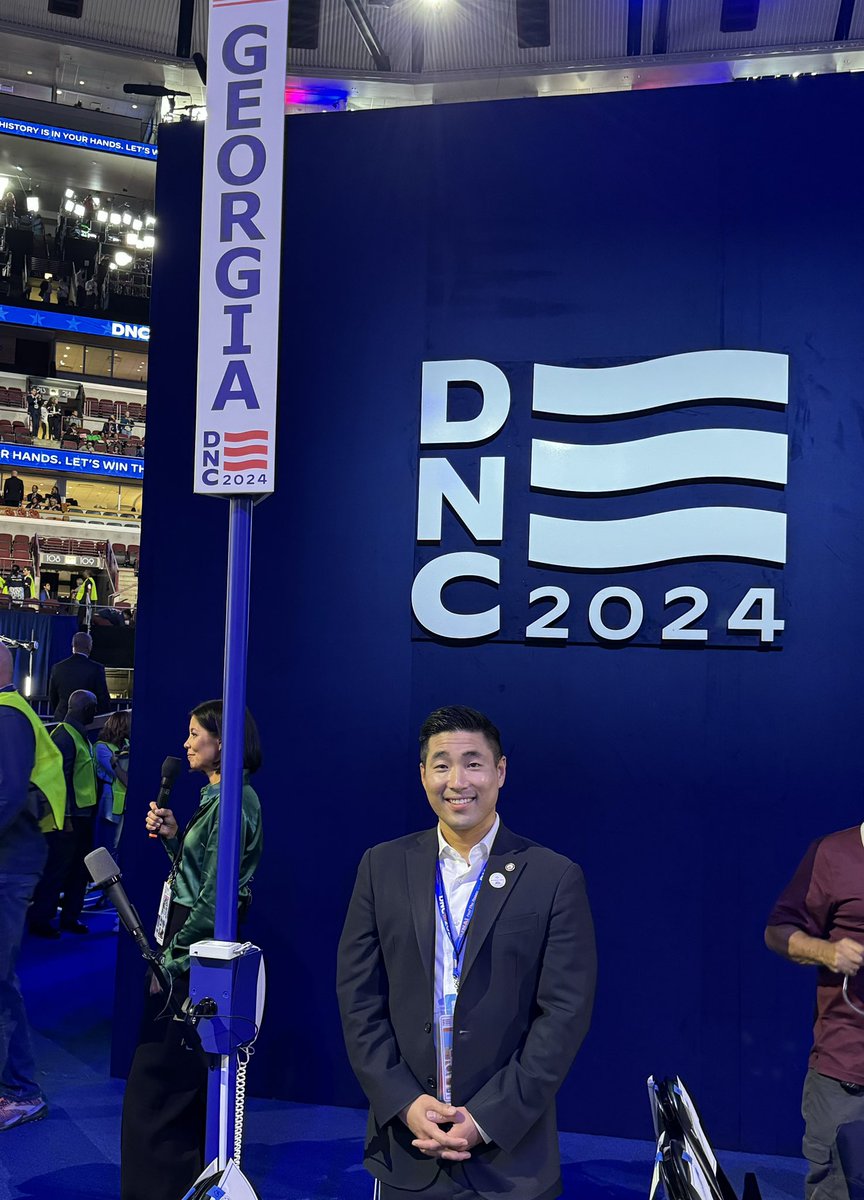 SamforGeorgia's tweet photo. Georgia in the House at the #DNCConvention!

Honored to represent Georgia and be a part of a pro-Democracy, pro-freedom majority fighting to elect @KamalaHarris as our next President!

When we fight, we win! #gapol https://t.co/cTIs1gqPLd