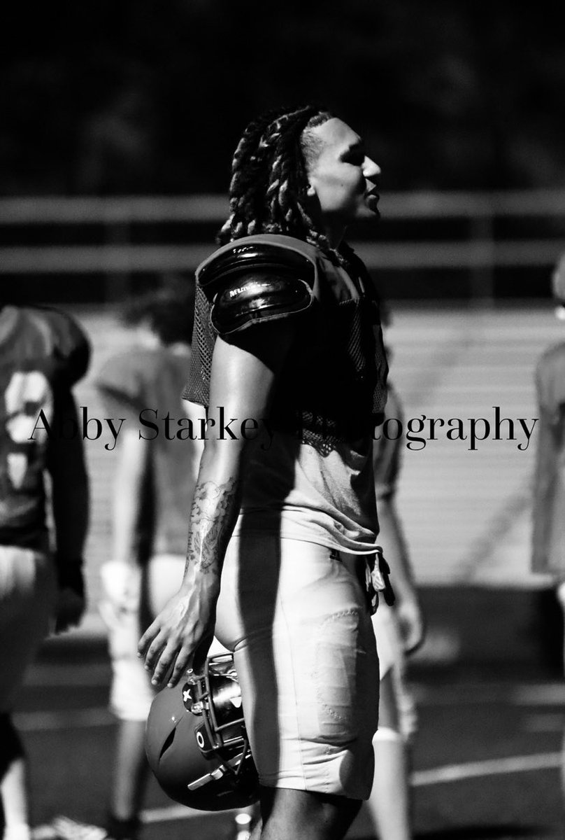Jomar4Johnson's tweet photo. Couple Days Till Kickoff…⏳ https://t.co/fhBsBEMVtQ