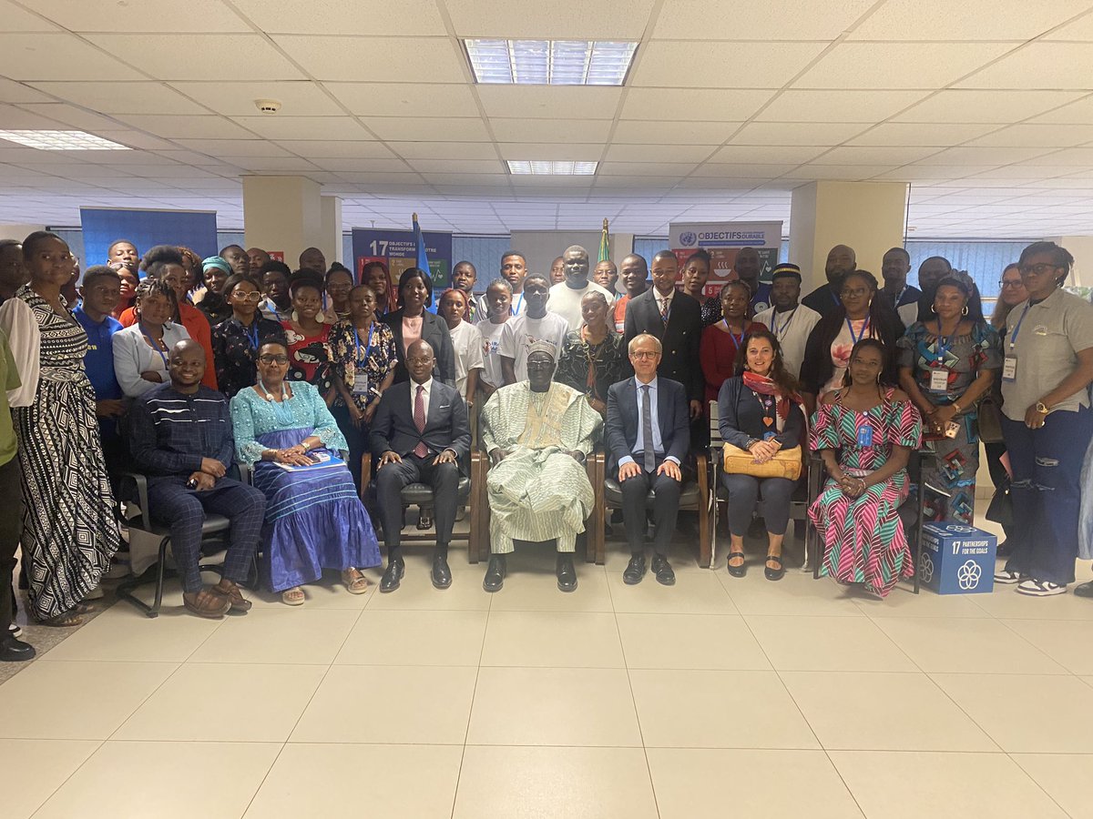 <a href="/loyocameroon/">LOYOC Cameroon</a> <a href="/UnescoYaounde/">UNESCO YAOUNDE #Education #Sciences #Culture #Comm</a> <a href="/PNUDCameroun/">PNUD Cameroun</a> <a href="/Minjec00237/">Minjec 237</a> #UNFPA a présenté des initiatives innovantes portés par les jeunes 🇨🇲 tel que <a href="/AfriYAN_Camer/">AfriYAN Cameroon</a> <a href="/_V4Dev_/">Vessels for development</a> <a href="/Wetech_Org/">Wetech</a> comme accélérateurs pour les #ODDs