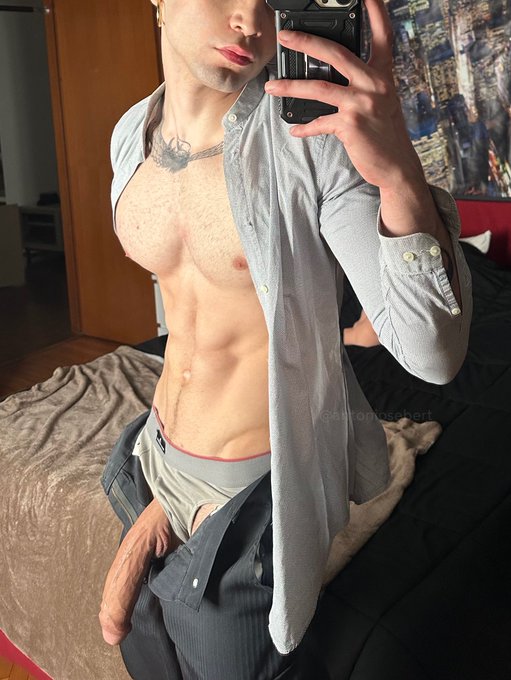 Can you hold this for me? ?? https://t.co/tSlgv7ZnGG