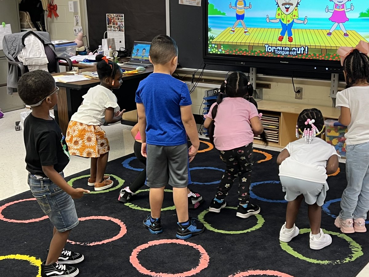 Christy Davis tweet media