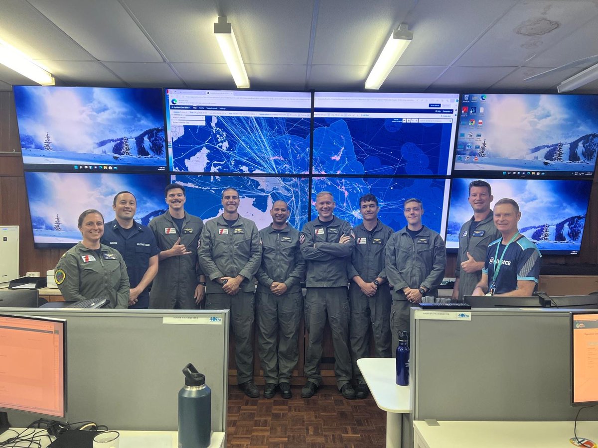 #USCG completed Operation Island Chief, a 13-day operation during which an aircrew patrolled the exclusive economic zones of Fiji, Federated States of Micronesia, Solomon Islands and other Pacific nations to report any illegal fishing activity. shorturl.at/STlqB
