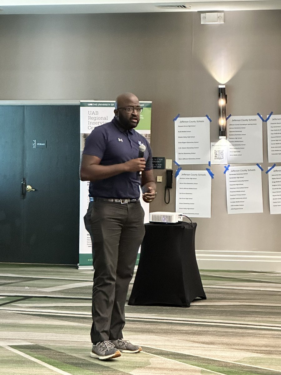 It’s GAME TIME!! What do you get when you put over 300 passionate educators, 1 inspiring “coach”, pep talks from Fairfield City Schools Supt. and Barbour County Schools principal, along with the biggest cheerleader team of RIC Directors?ALSDE Regional Collaborative Pep Rally!!