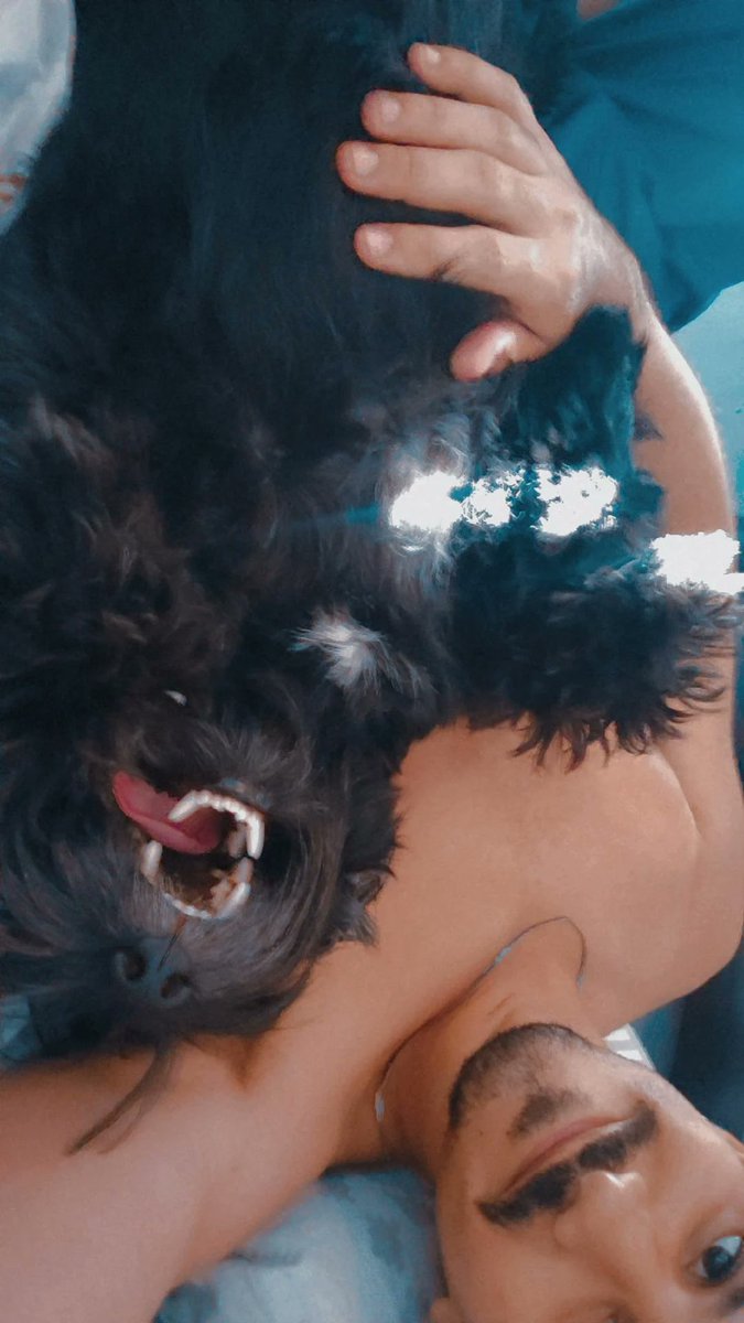 l3aandr0's tweet photo. O amor é paciente, o amor é bondoso. Não inveja, não se vangloria, não se orgulha.Não maltrata, não procura seus interesses, não se ira facilmente, não guarda rancor.O amor não se alegra com a injustiça, mas se alegra com a verdade.Tudo sofre, tudo crê,tudo espera,tudo suporta. https://t.co/EzZ7I1vWeb