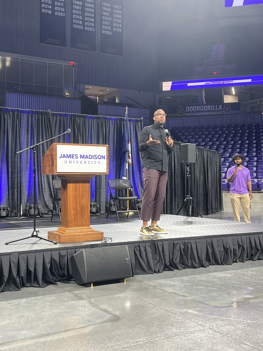 Matt Roan tweet media