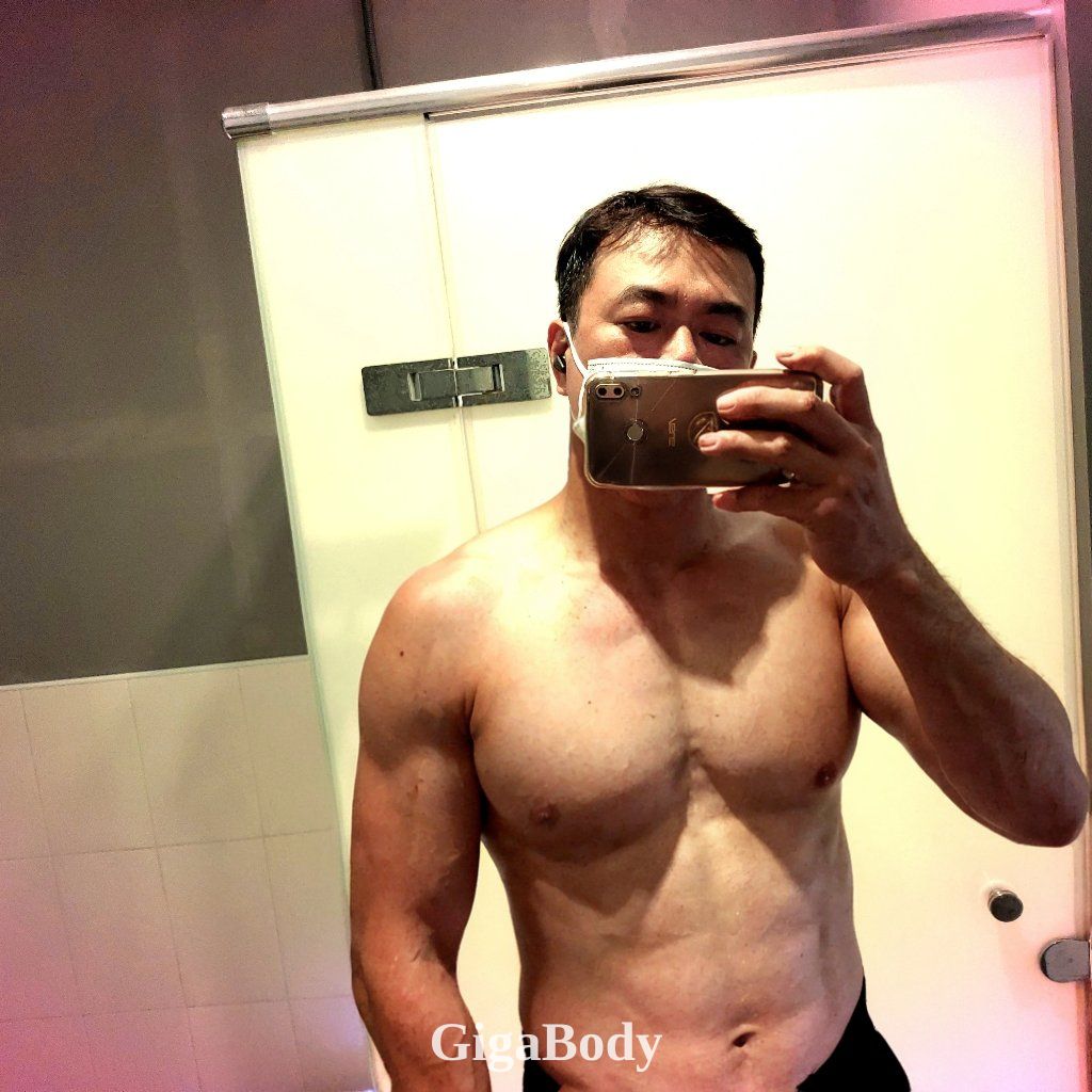 最近很流行這個app
我也來跟風一下😎
(這是老照片了😭)