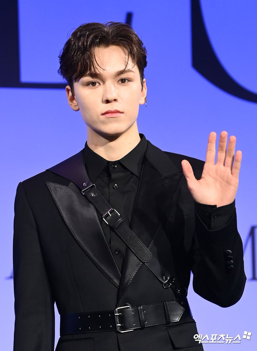 이어커프 버논이 좋아 🖤