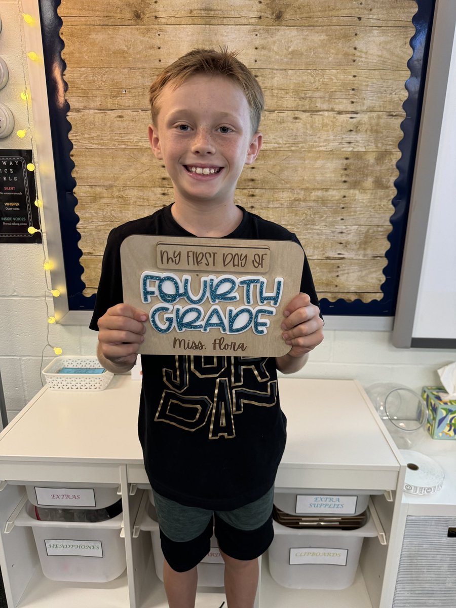 Kaitlyn Flora tweet media