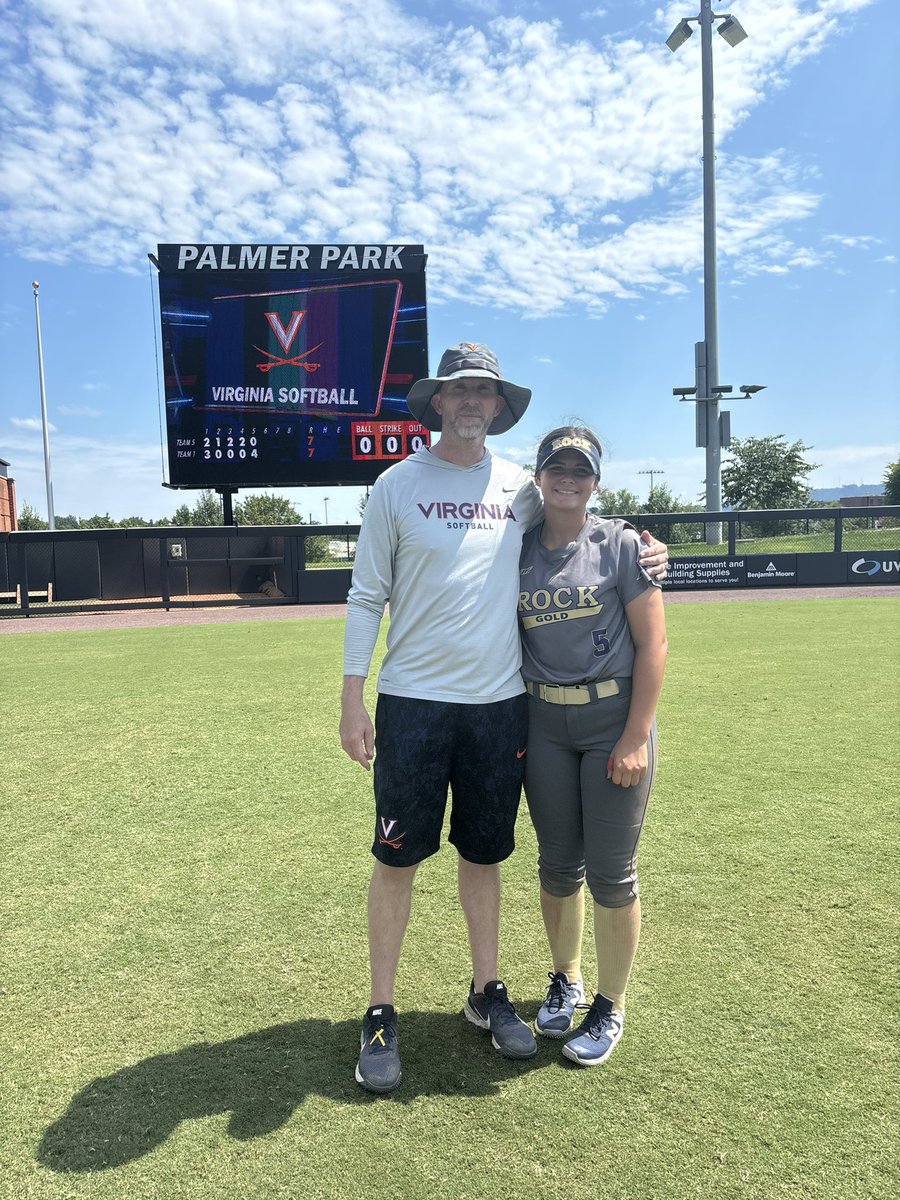 Genniefagan's tweet image. I had so much fun at @UVASoftball this past weekend. Thank you so much @Coach_Jo4444, @CoachTylka, @JamieAllred24, and @catyreeves. I had so much and can’t wait to come back in the Fall!
@ROCKGOLDVA @ROCKGOLDVA18U