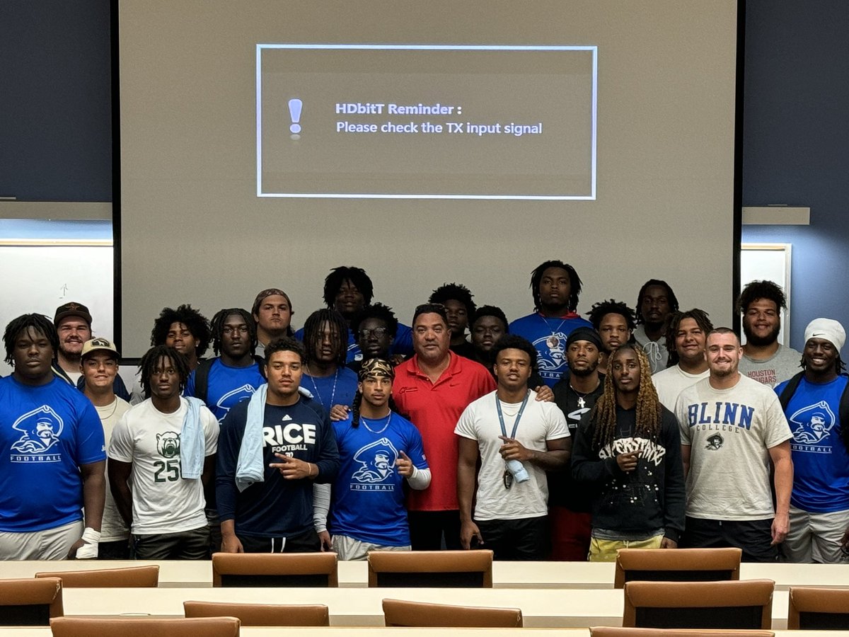 CJ Recruiting + NIL (@cjrecruiting2) on Twitter photo Enjoyed speaking <a href="/BLINNFBRECRUIT/">BLINN FB RECRUITING</a> BLINN COLLEGE today to show these young man THAT SKY IS THE LIMIT. I’m a product of BLINN FOOTBALL and I’m glad <a href="/Coach_RyanMahon/">Ryan Mahon</a> & <a href="/DrewColemanSr30/">Coach Drew Coleman Sr</a> gave me this awesome opportunity. I truly enjoyed it and wish the BUCS a great year. Enjoyed speaking <a href="/BLINNFBRECRUIT/">BLINN FB RECRUITING</a> BLINN COLLEGE today to show these young man THAT SKY IS THE LIMIT. I’m a product of BLINN FOOTBALL and I’m glad <a href="/Coach_RyanMahon/">Ryan Mahon</a> & <a href="/DrewColemanSr30/">Coach Drew Coleman Sr</a> gave me this awesome opportunity. I truly enjoyed it and wish the BUCS a great year.