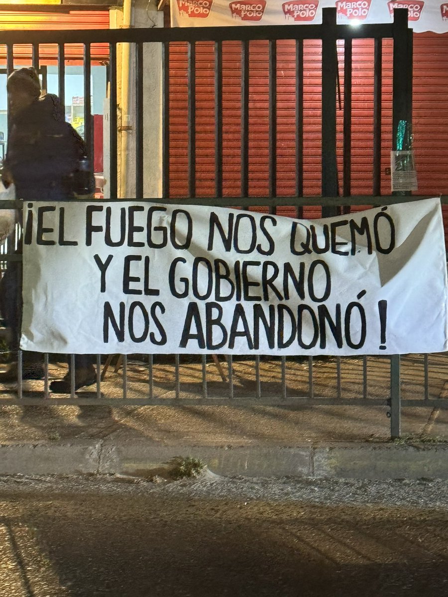 FranGiolito's tweet photo. Justicia para los damnificados de los incendios!

#canalchacao #quilpue #viñadelmar #chile https://t.co/8aI6gUNMbI