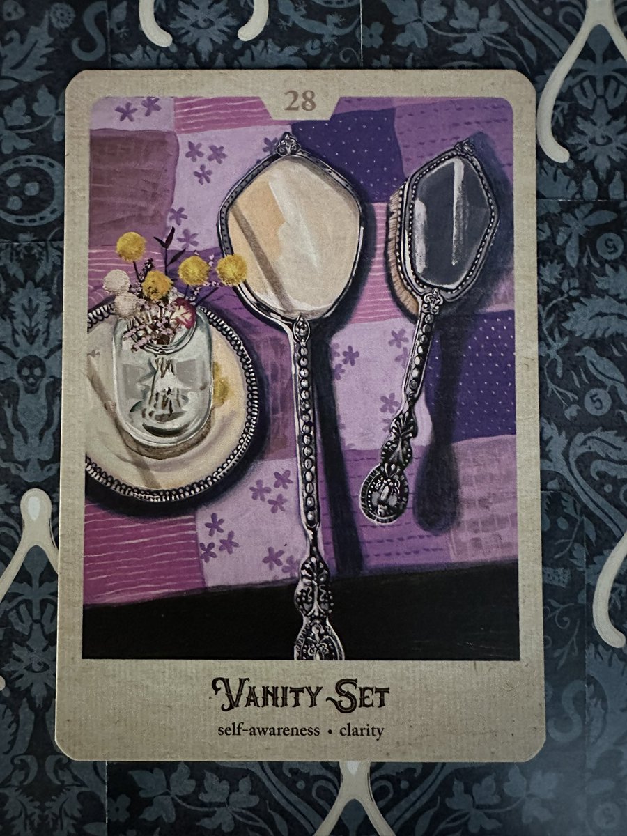 ElevatedBliss's tweet image. Evening Tones:
The awareness to reflect &amp;amp; recognize how one&apos;s thoughts, words, and deeds impact others, for better or worse. 
Adapt, adjust, and accomodate accordingly.🪞 

Artwork by Stacey Williams-Ng
Southern Gothic Oracle

#YogaLife #PracticeNotes