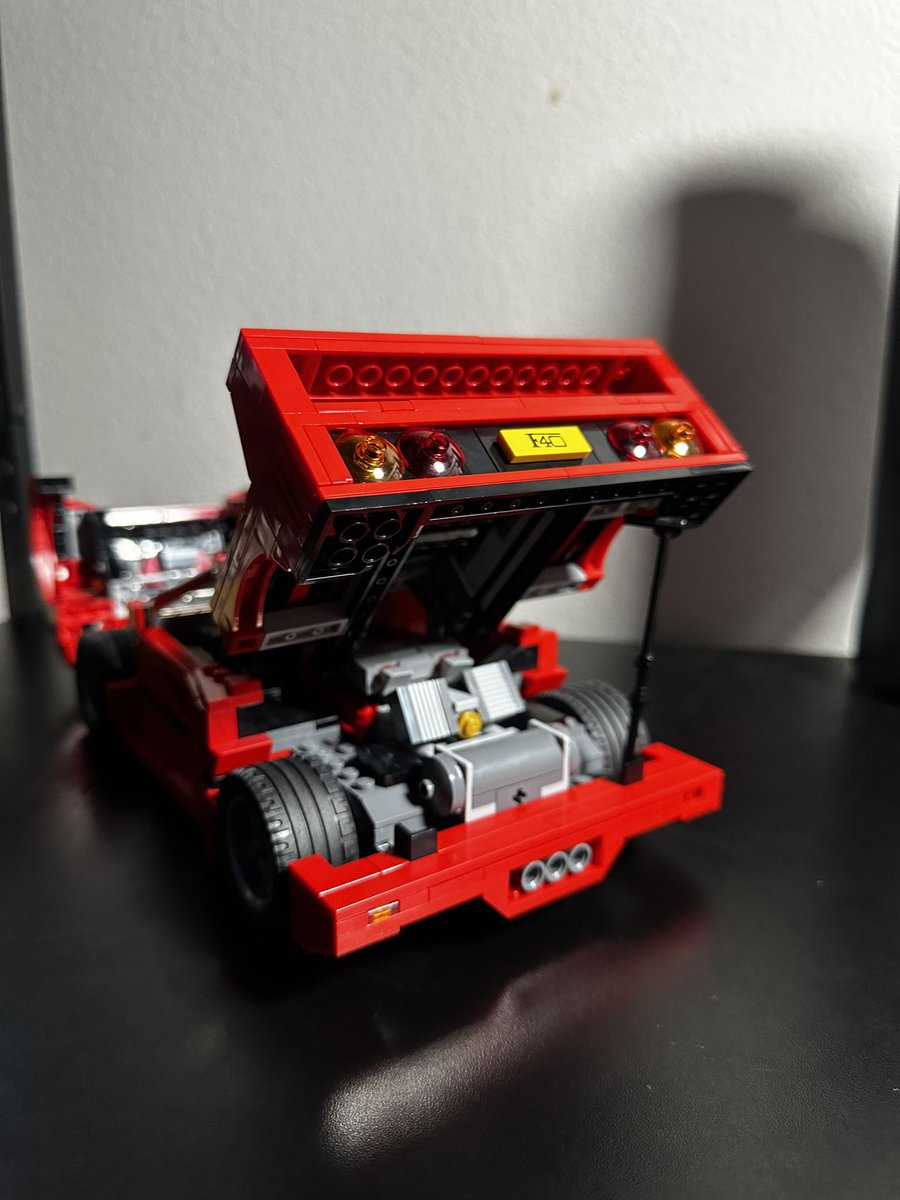 ericcbricks's tweet image. Lego Creator Ferrari F40 
Lego Speed Champion Ferrari F40

#lego #legofan #legocollection