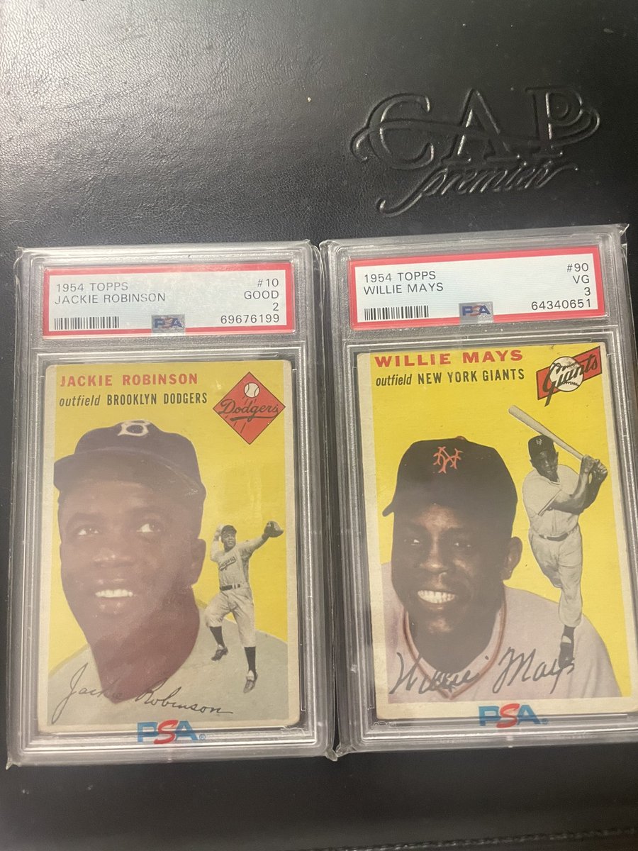 OCTiny5's tweet image. Thanks to @jtteaxasaggie for his great deals‼️ What’s everybody thoughts on those two me personally I love the 1954 topps set!