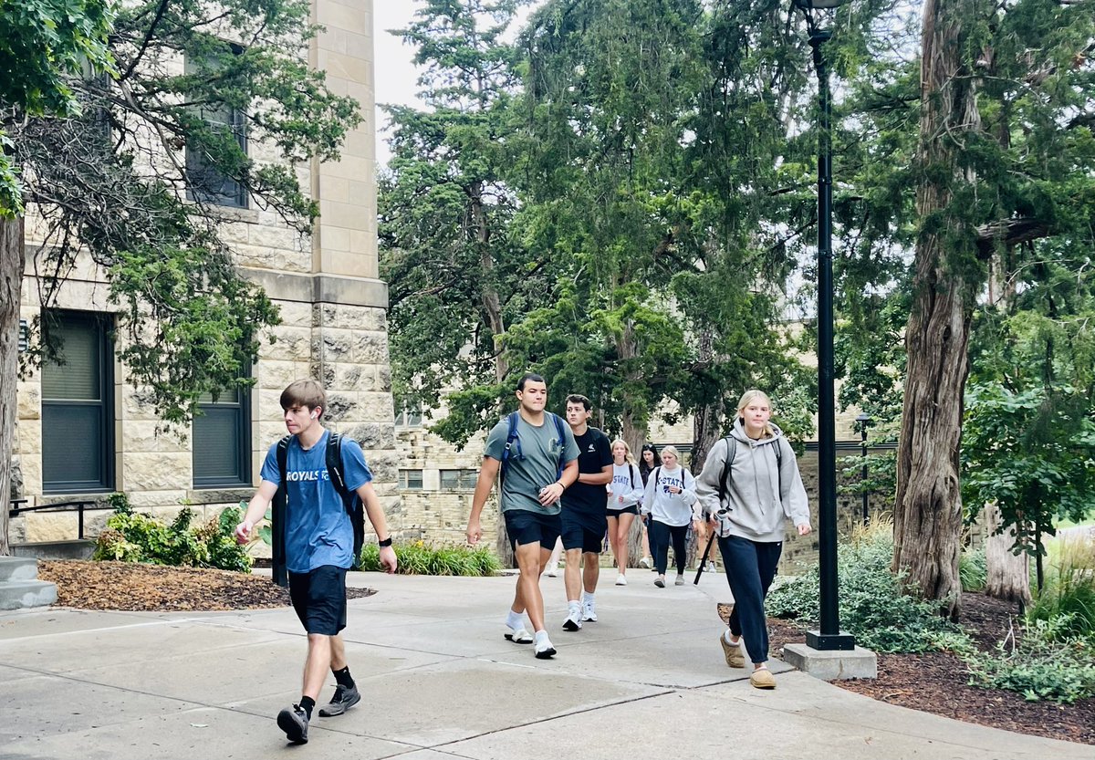 Started the first day of classes welcoming students &amp; our new College Access &amp; Community Outreach team member, Lyriannette Santana, to our campus 💜 So excited for the academic year and happy our Wildcats are back! 
#KState
#wildcats
#kstatebound
#kstateora
#kstateweekofwelcome