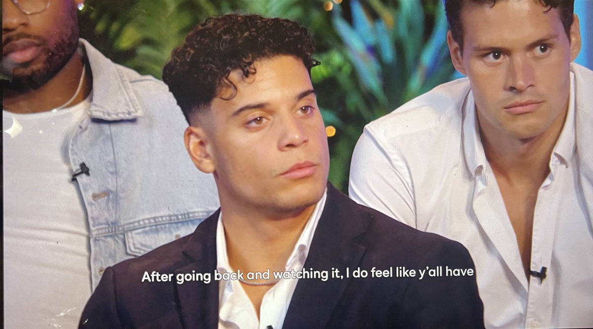 Unseriousinc's tweet photo. their mugs while coye was apologizing to them is going down in history yup #loveislandusa #loveislandusareunion https://t.co/thmtbqsNeQ