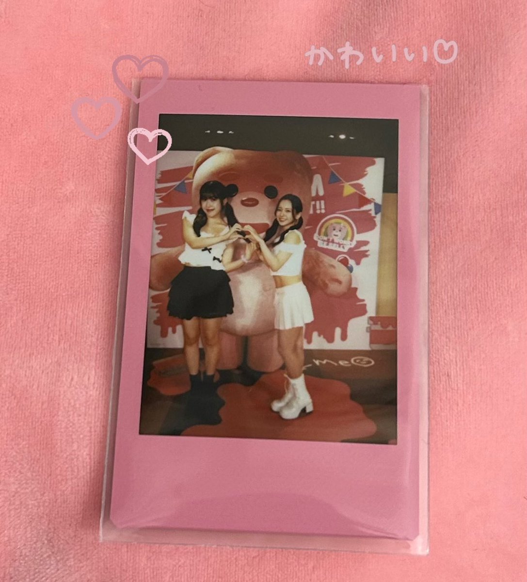 大好きなマシロちゃんとチェキ撮ってきたの可愛すぎるよ宝物