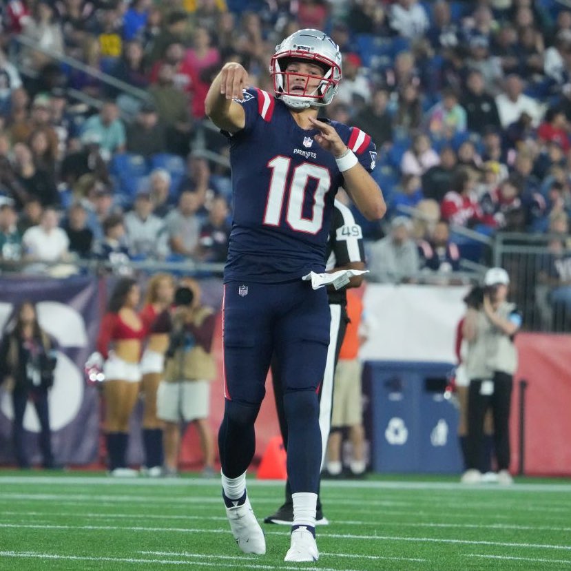 BostonCream's tweet photo. Alright let's settle this once and for all... who should start for the Patriots in week 1? 🤔 

🔁RT for Jacoby Brissett 
❤️Like for Drake Maye
🗣️ comment with your thoughts https://t.co/mAcdapIs6I