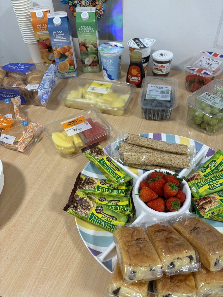 Eve (@eve_gmmh) on Twitter photo Starting the day off with a big thank you to our hard working staff on Medlock! 🫐🍓
<a href="/KiyaJade3/">Kiya Jade</a> <a href="/HelenCraigie7/">Helen</a> <a href="/Georgina_gmmh/">Georgina Clarke</a> <a href="/UpneetRiar/">Upneet Riar</a> Starting the day off with a big thank you to our hard working staff on Medlock! 🫐🍓
<a href="/KiyaJade3/">Kiya Jade</a> <a href="/HelenCraigie7/">Helen</a> <a href="/Georgina_gmmh/">Georgina Clarke</a> <a href="/UpneetRiar/">Upneet Riar</a>