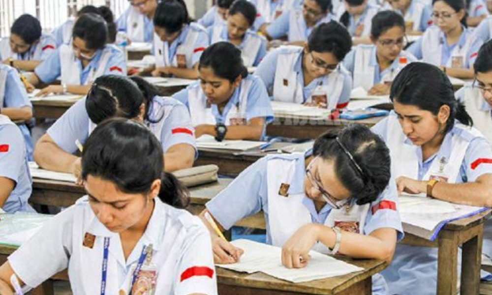 এইচএসসির নতুন রুটিন বাতিল হতে পারে, সিদ্ধান্ত আজ