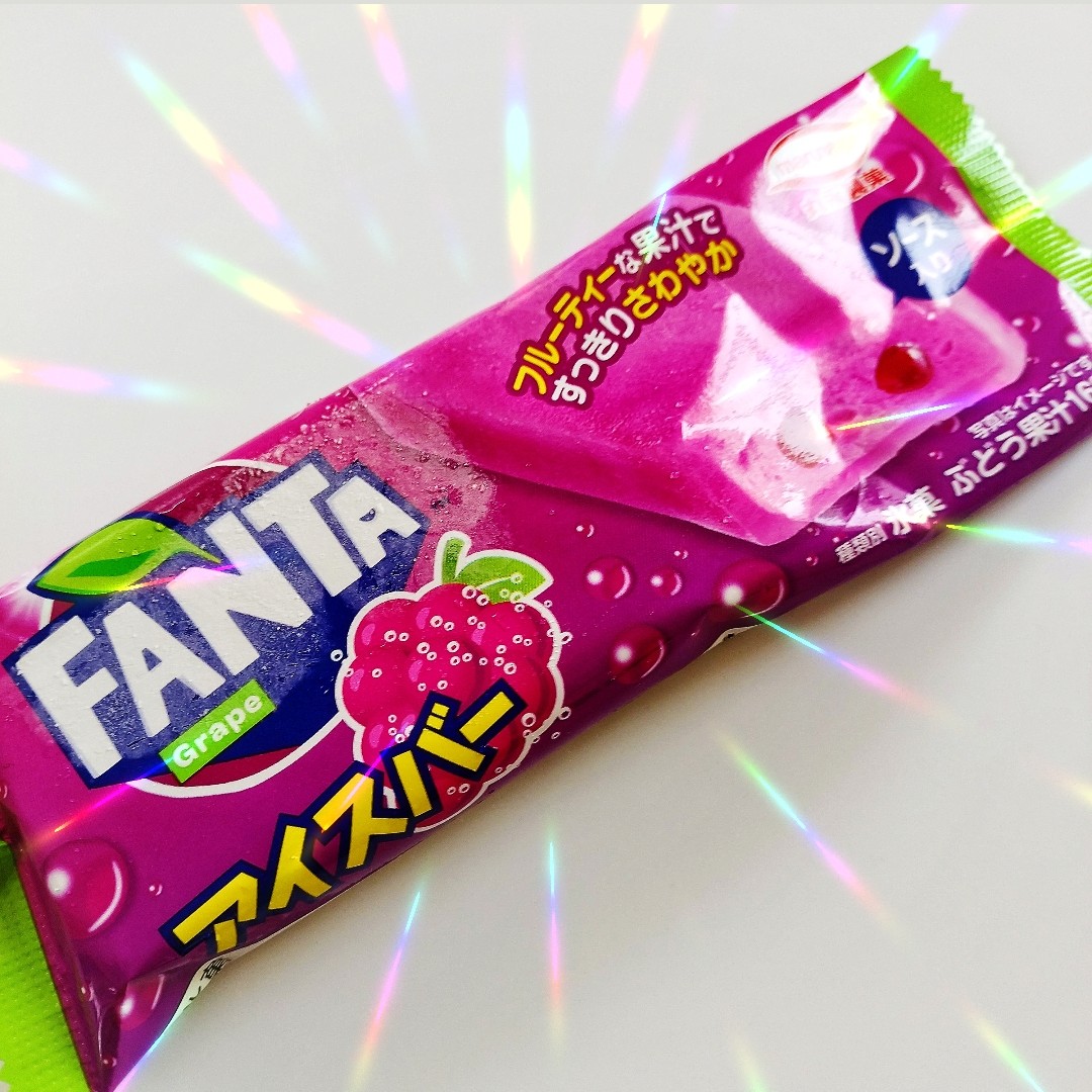 k5896s's tweet photo. FANTA Grape アイスバー🍇
フルーティーな果汁ですっきりさわやか
ソース入り ぶどう果汁16%
#丸永製菓 #ファンタグレープアイスバー #marunagaseika #FANTA #FANTAGrape #アイス #アイスバー #アイス部 #氷菓 #ファンタ #ファンタグレープ https://t.co/PifKIogsT3