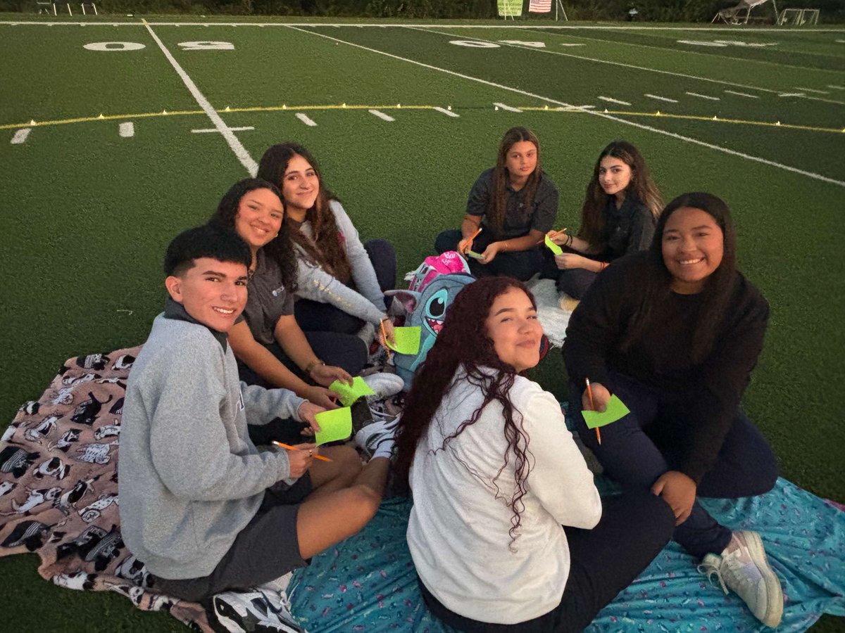 VictorySchools's tweet photo. 🌅 **Senior Sunrise 2025** 🌅

This morning, our Class of 2025 kicked off their senior year in the most memorable way—watching the sunrise together as they embark on their final journey as Victory Knights. 

#VictoryCharterSchool612 #VCS612 #SeniorSunrise2025 https://t.co/BZRWMizeeB