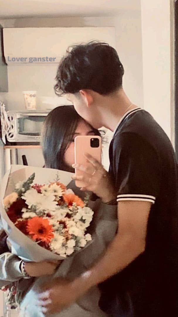 CoronelAdri1's tweet photo. Si tú princesa quiere flores llévale un ramo y créeme que ella te amara como a nadie a nuestras princesas les gustan las flores y los pequeños detalles pero que sea de la persona que de verdad ellas aman💗✨ https://t.co/wbIfcZ4r2J