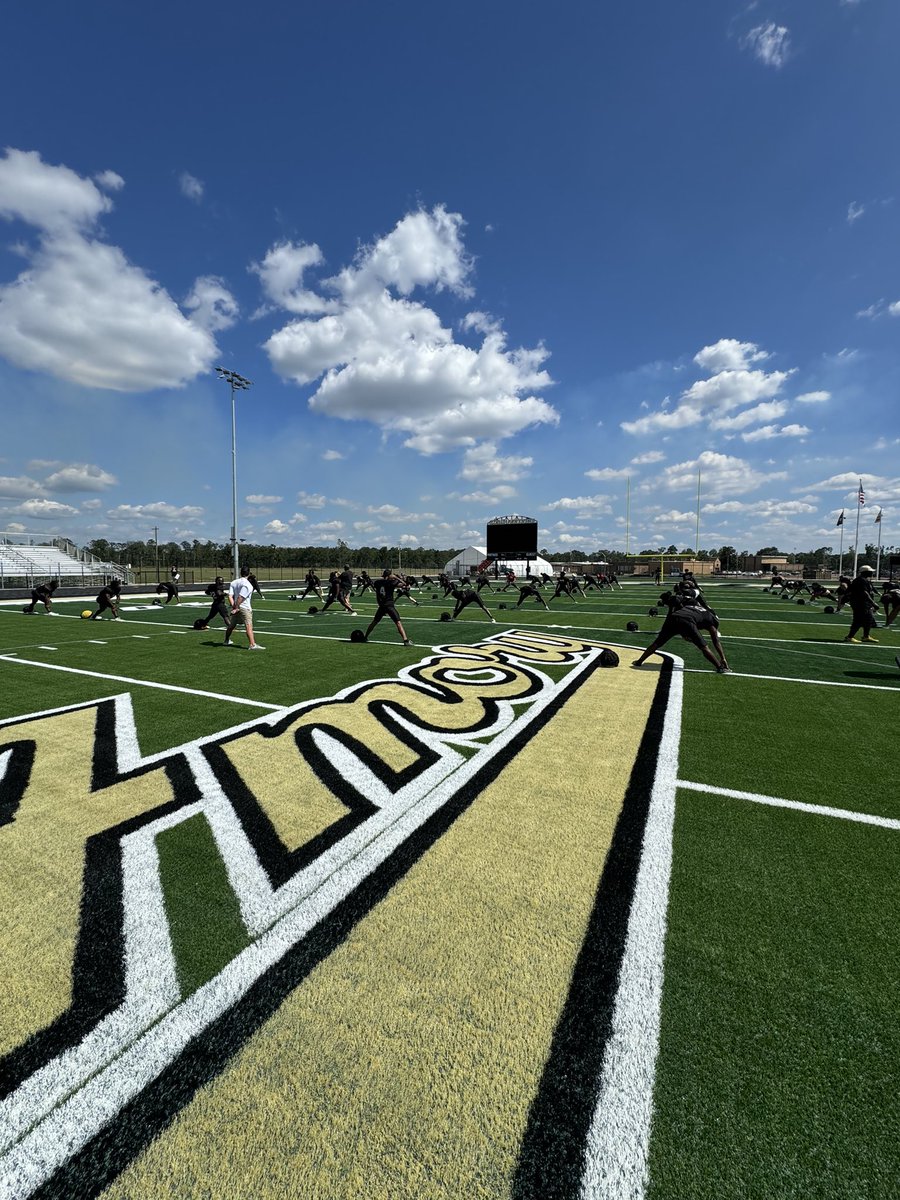 AmoryFB's tweet photo. 🔥🔥WE’RE BACK‼️‼️

💥What a DAY to be a PANTHER✅ https://t.co/7GdjHMybOz