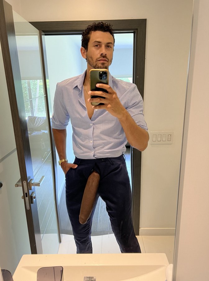 mr_nicholace's tweet photo. Chudai 🥵 https://t.co/h2mE7lsGT2