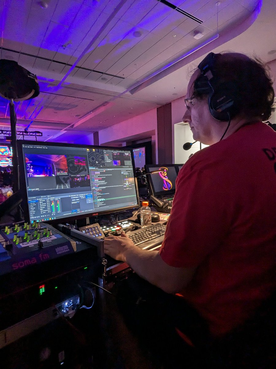 defcon_music's tweet image. If you&apos;re wondering what the view was from A&amp;amp;E Twitch and room visuals central, here&apos;s Zziks at work. Every night, all night. #defcon #defcon32