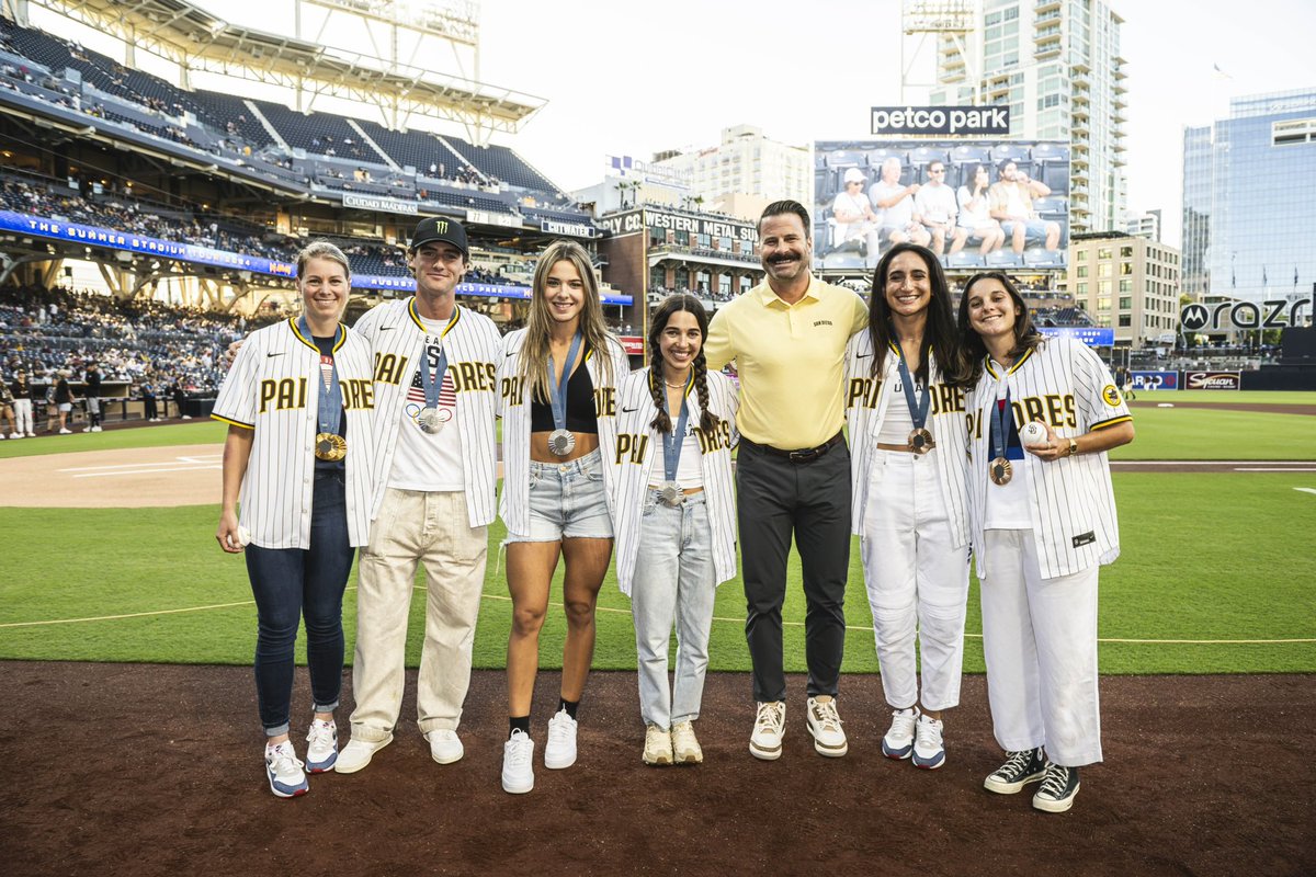 erikgreupner's tweet image. So proud of our SD-based @TeamUSA Olympic Medalists!! 🏅🇺🇸