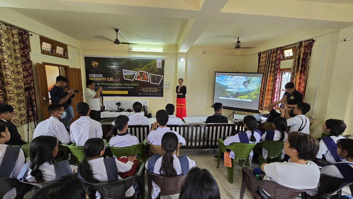 ArunachalClub's tweet photo. Celebrated #WorldPhotographyDay at #Kamle; a potential tourist destination in collaboration with @KamleDistrict, Arunachal Pradesh. Another ‘reach out’ activities of @ArunachalClub. @ArunachalTsm @ArunachalCMO @pasang_sona https://t.co/czu0kwztF2