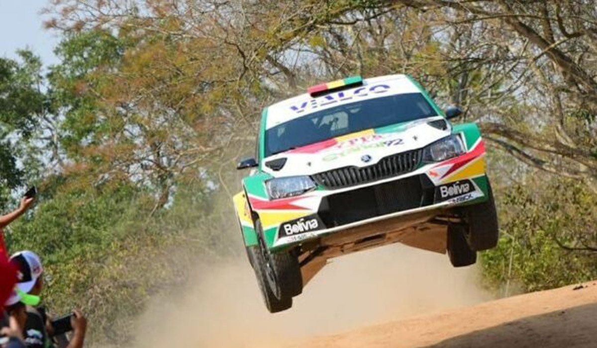 eldiabolivia's tweet photo. Cien pilotos dirán presente en el Rally Codasur
Conoce toda la información >> https://t.co/0OdLBT3gLO

#ElDíaBolivia #Pilotos #Independiente #RallyCodasur #SantaCruzBo https://t.co/pIpahk5XiS